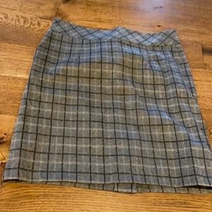 Gray plaid skirt